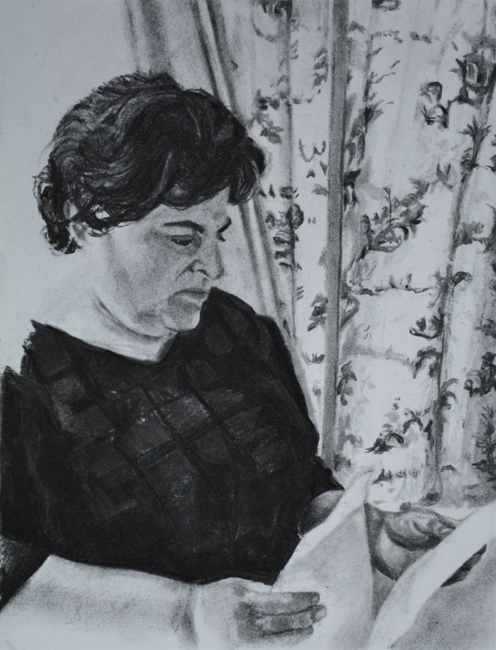 Grand-Mother, 2020, charcoal, 30×23 cm